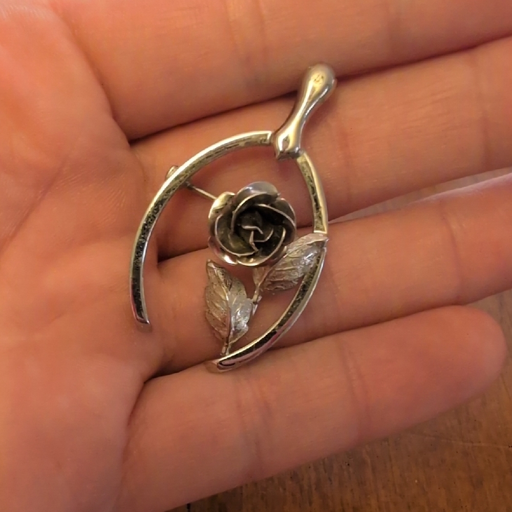 Vintage Sterling Silver Rose And Wishbone Brooch